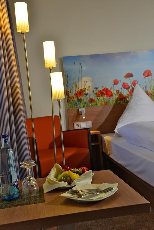 Hotel Ratskeller Salzgitter Exteriör bild